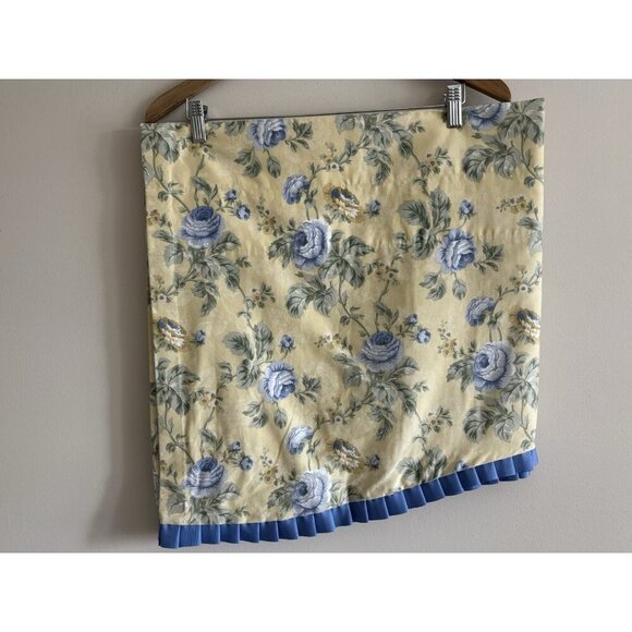 Waverly 1 Window Valance Yellow Floral Blue Roses Scalloped 20"x78" French - Picture 1 of 10